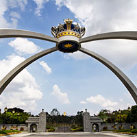 Laman Mahkota Istana Bukit Serene